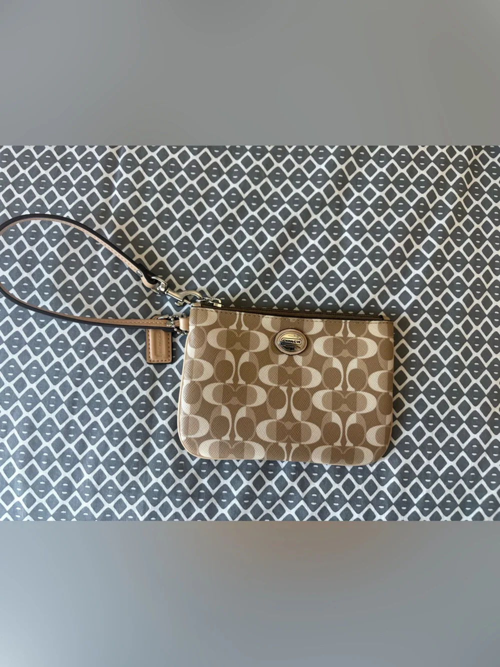 Coach Tan/Chalk Signature Canvas Wristlet